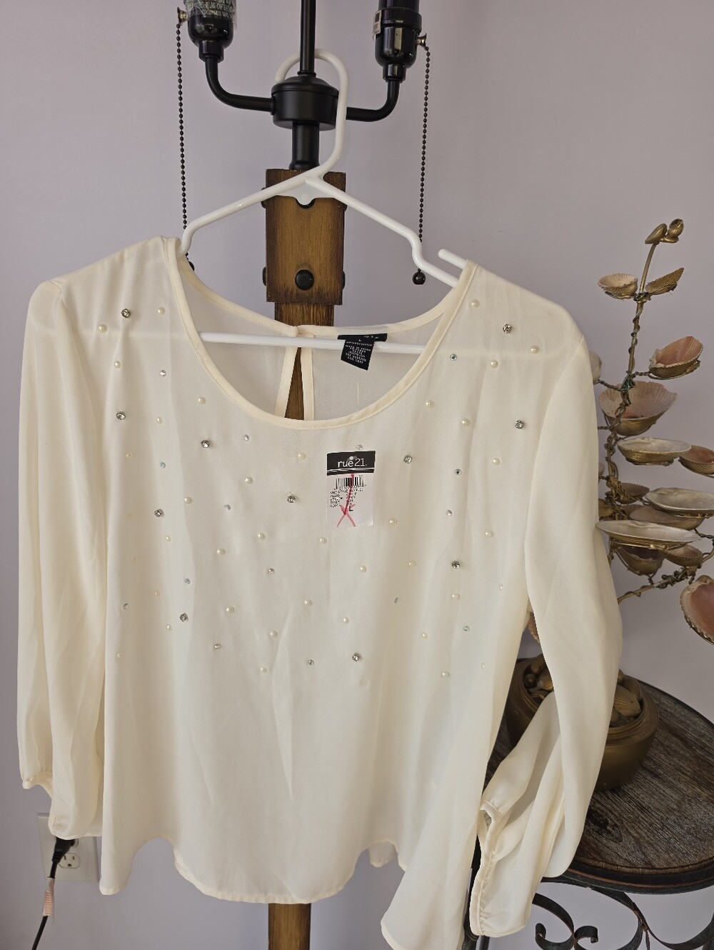 #2664, Nwt Rue21 cream pearl studded long sleeve sheer blouse sz L